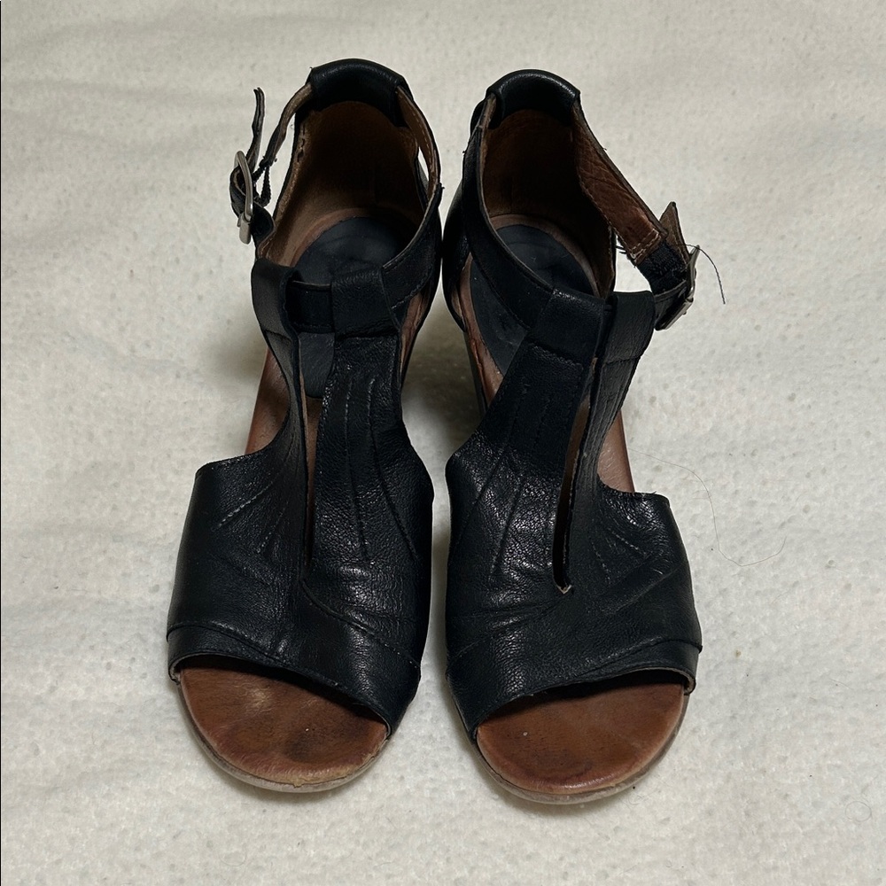 Miz Mooz Black Leather Women's Sandals